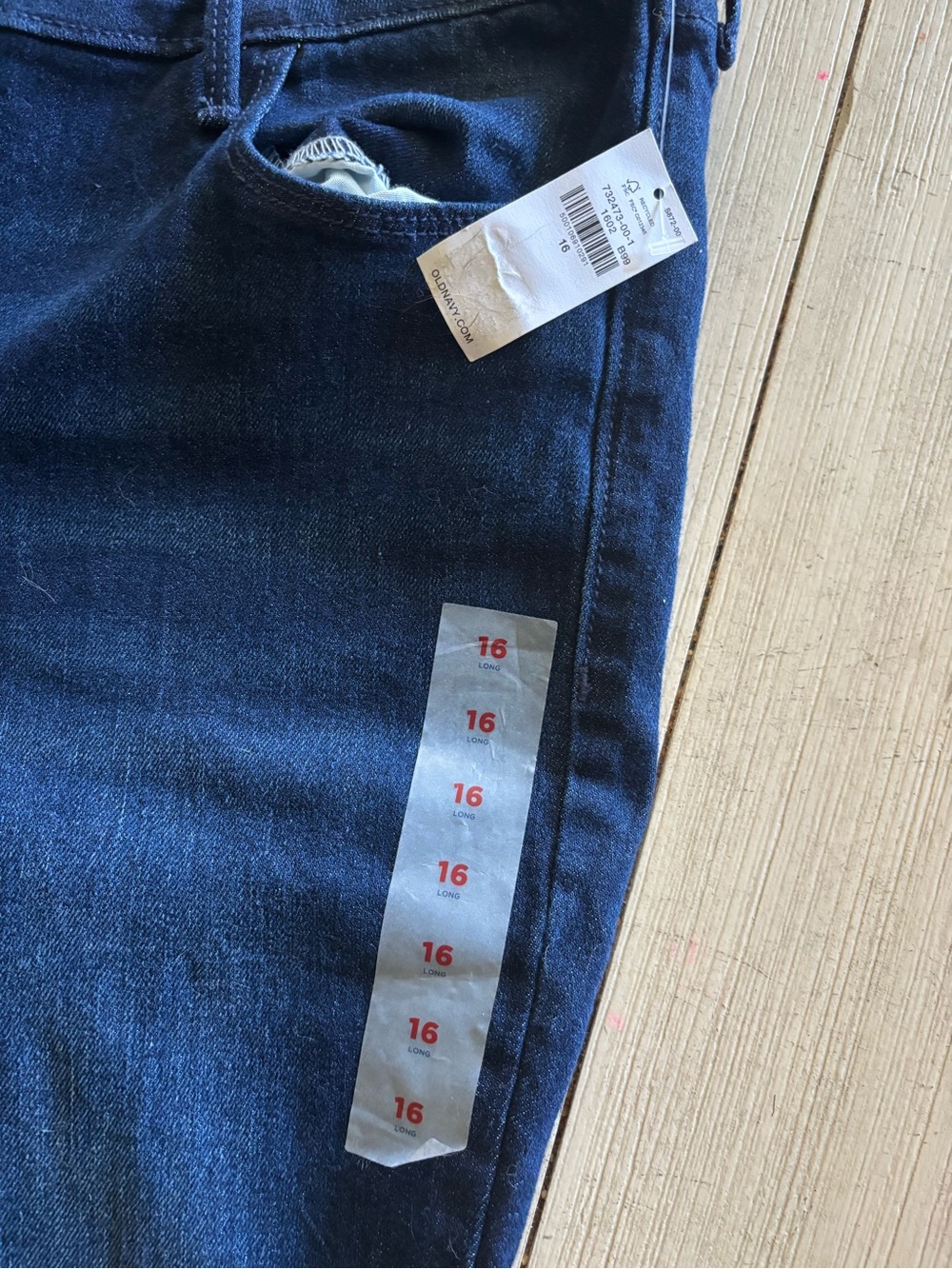 Women's Old Navy High Rise WOW Super Skinny Jeans ~ Size 16 ~ NWT - Picture 2 of 4